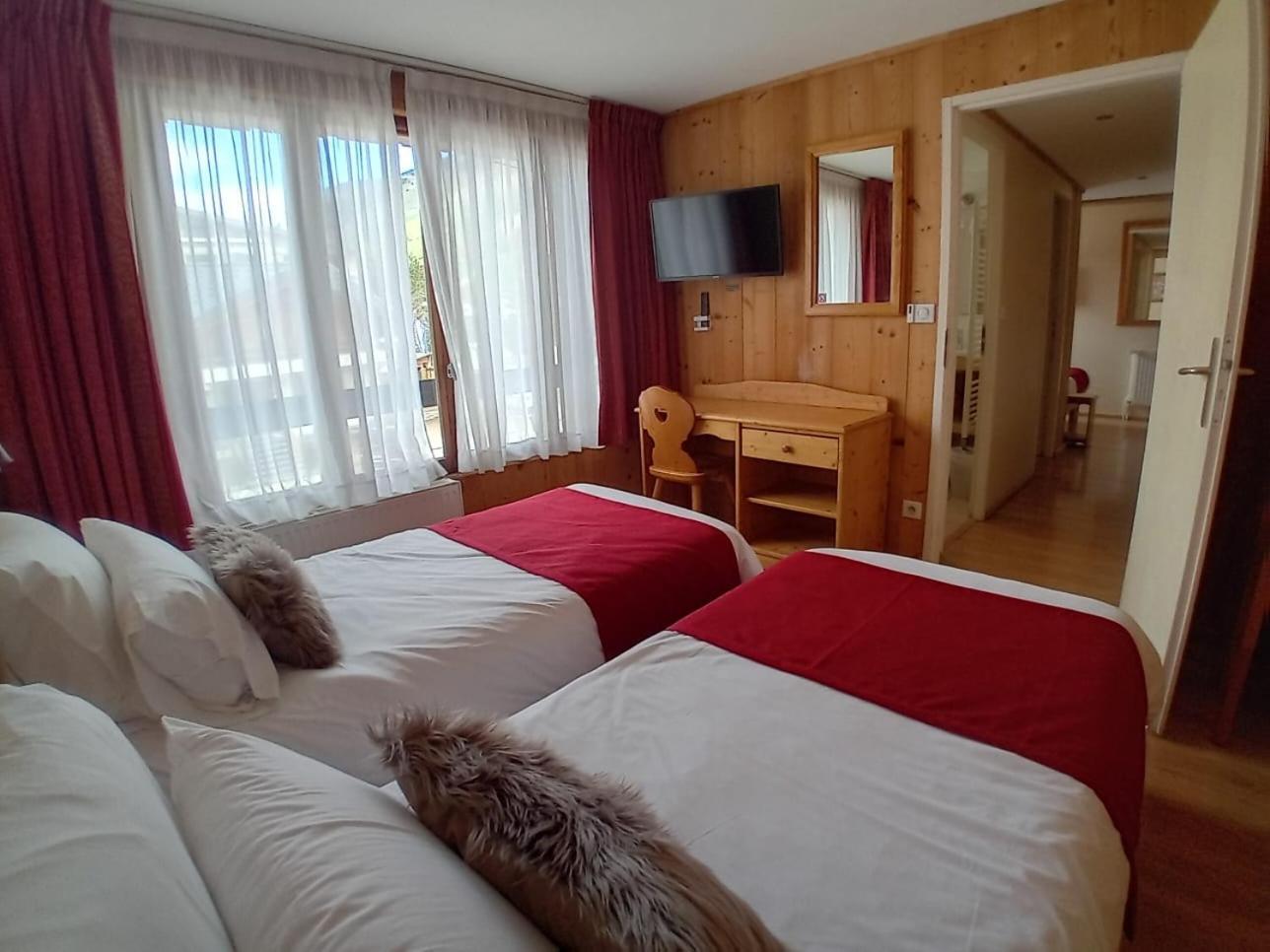 Hotel Le Sherpa Les Deux Alpes Bagian luar foto