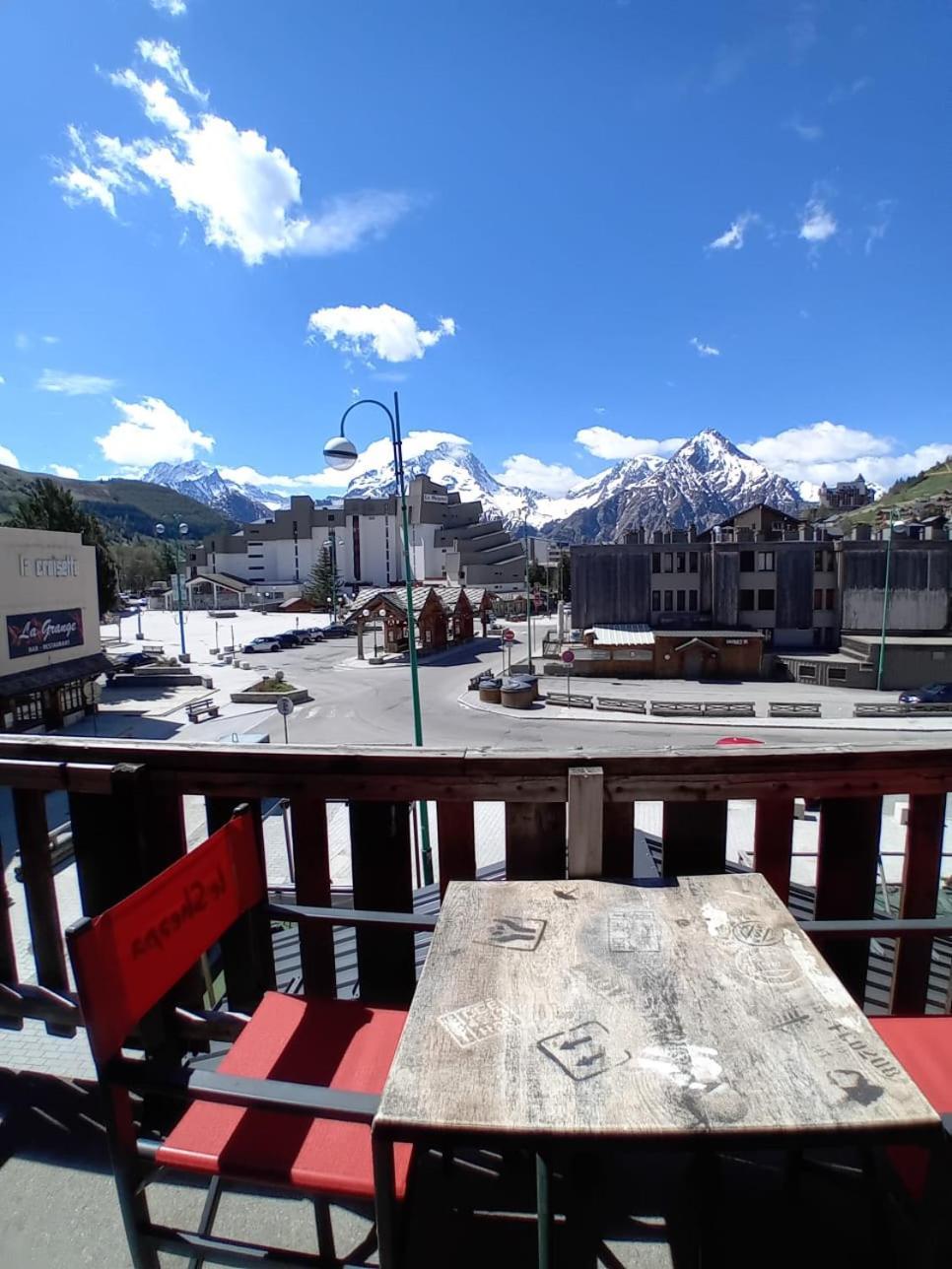 Hotel Le Sherpa Les Deux Alpes Bagian luar foto