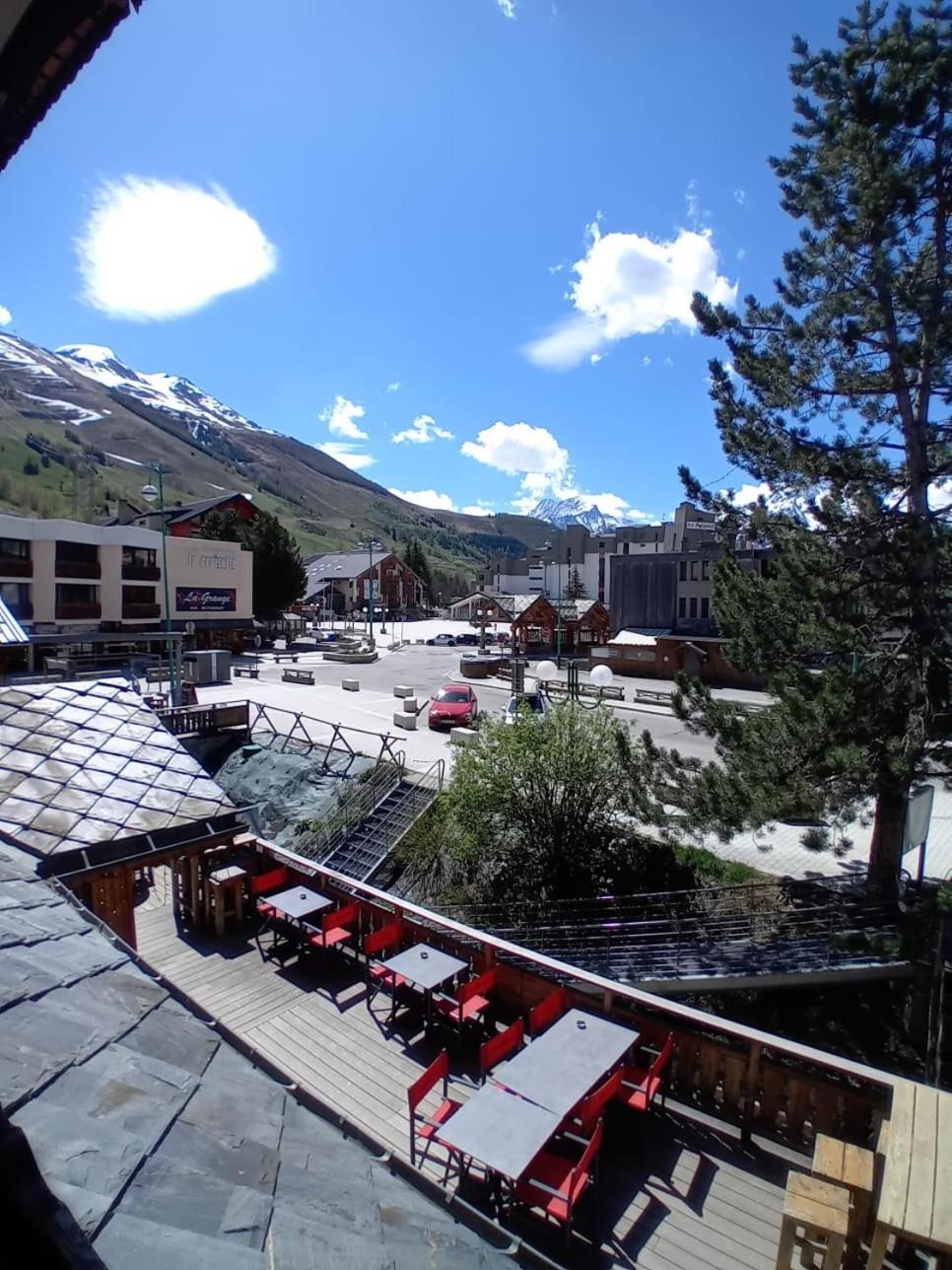 Hotel Le Sherpa Les Deux Alpes Bagian luar foto